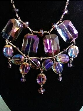 Women's Iridescent Purple Statement Necklace - Elegant Crystal Drop Design